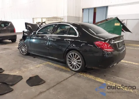 2016 Mercedes-Benz C 300 4Matic/Luxury 4Matic/Sport 4Matic из США, поврежденный, VIN 55SWF4KB6GU148209